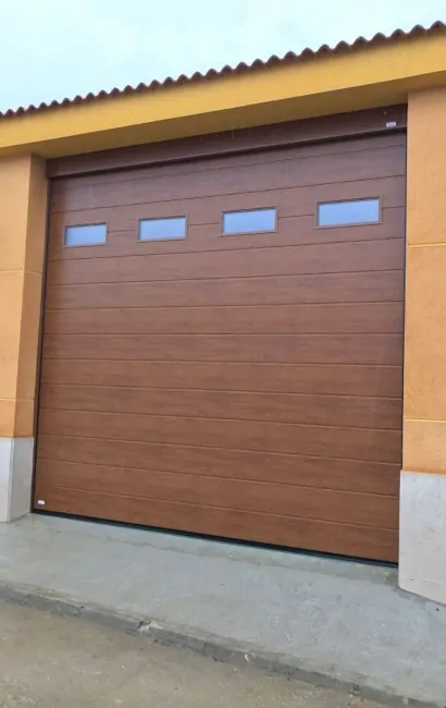 Puertas de Garaje Basculantes - Reparación e Instalación Puertas de Garaje Basculantes vertical - Puertas de Garaje Basculantes - Reparación e Instalación