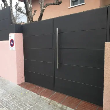 Reparación Puertas de Garaje Mislata (Valencia) Puertas de Garaje Batientes - Reparación Puertas de Garaje Mislata (Valencia)