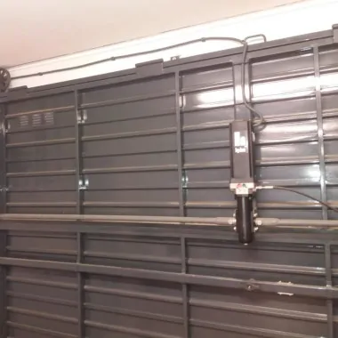 Puertas de Garaje Motorizacion - Reparación Puertas de Garaje Barcelona Madrid y Valencia