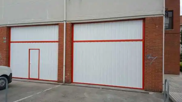 ofrece el servicio de mantenimiento de puertas de garaje mas eficiente - &iquest;Qu&eacute; empresa ofrece el servicio de mantenimiento de puertas de garaje m&aacute;s eficiente?